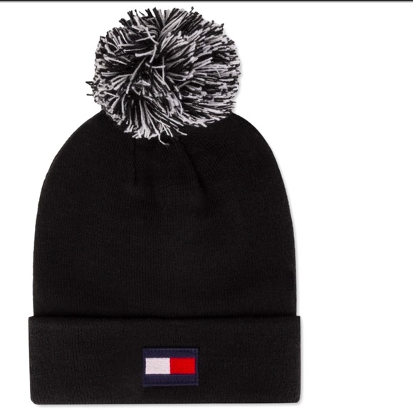 Tommy Hilfiger Accessories - Tommy Hilfiger Flag Patch Beanie with Two-Tone Pom - Black/White, NEW💖